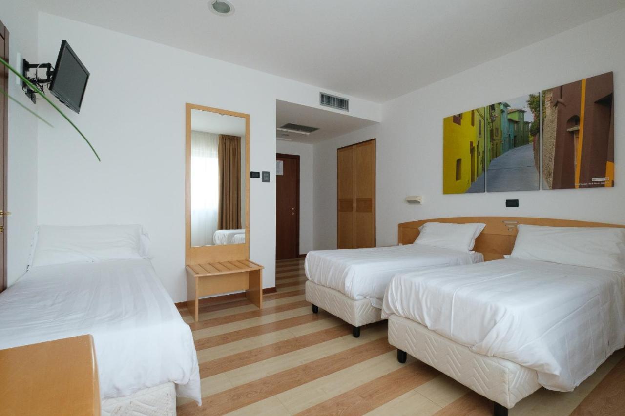 Hotel Portavaldera Peccioli Экстерьер фото